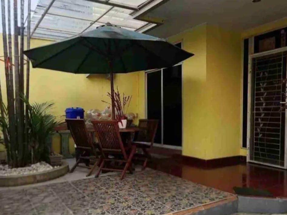 Cute Modern House in Taman Golf in Tangerang!